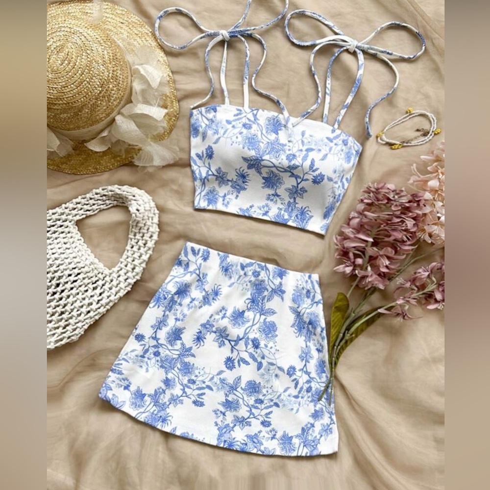 Shein Blue and White Floral Skirt Set